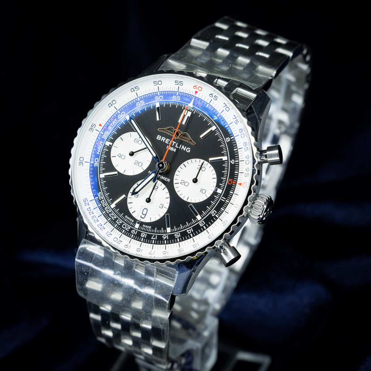 2025 NEW Breitling Navitimer AB0138 – 43mm B01 Chronograph Black Dial B&P