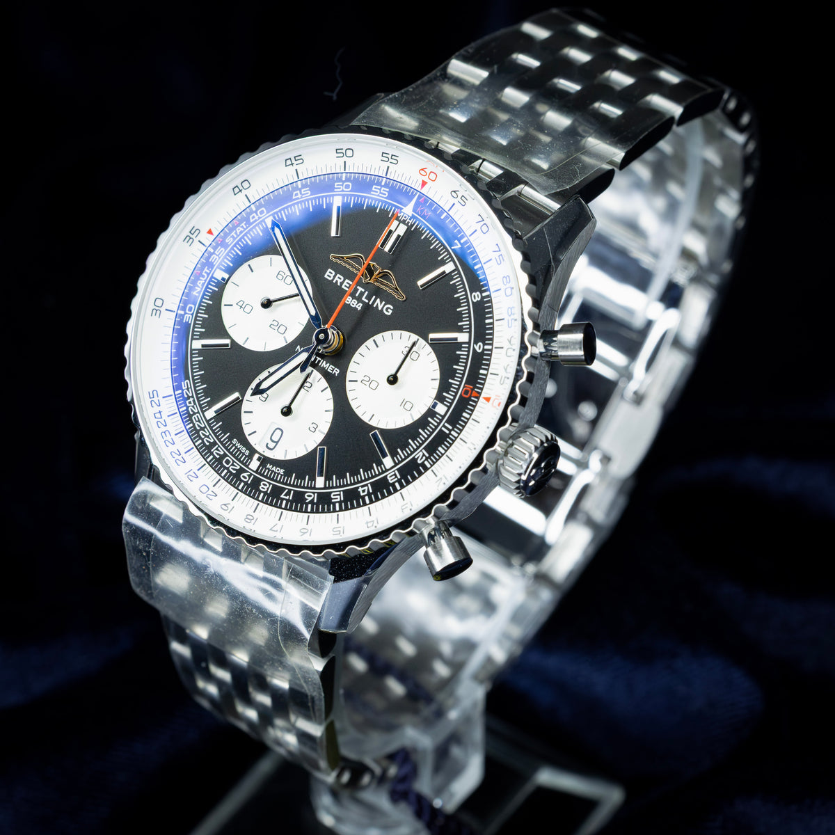 2025 NEW Breitling Navitimer AB0138 – 43mm B01 Chronograph Black Dial B&P